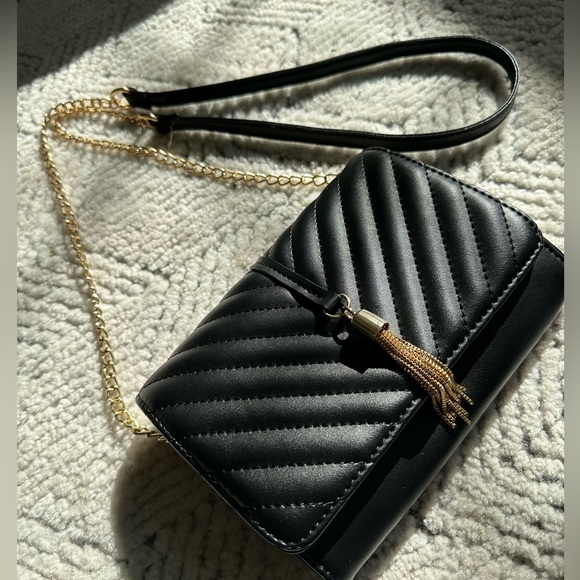 Elegant crossbody bag - Picture 4 of 4